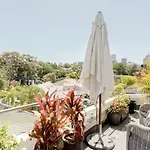 B312S - Luxury Waverton Apartment